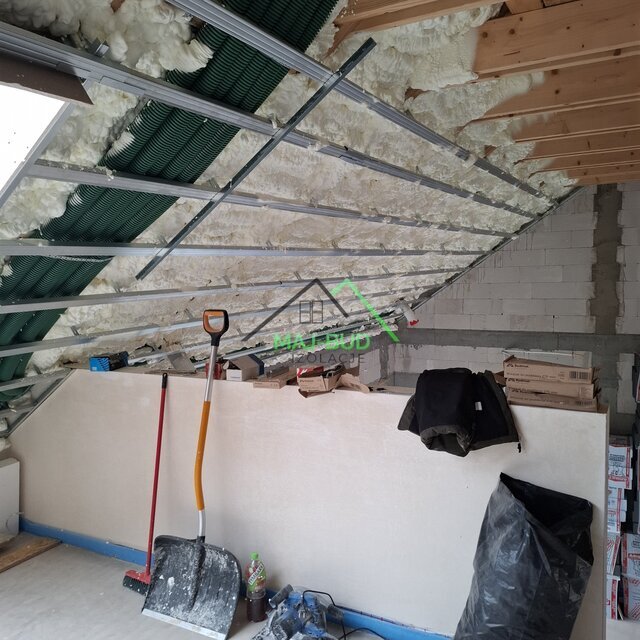 Ocieplanie pianą PUR - Dom jednorodzinny - Siadło Dolne - ul. Nad Odrą, Siadło Dolne