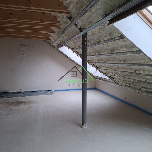 Ocieplanie pianą PUR - Dom jednorodzinny - Siadło Dolne - ul. Nad Odrą, Siadło Dolne