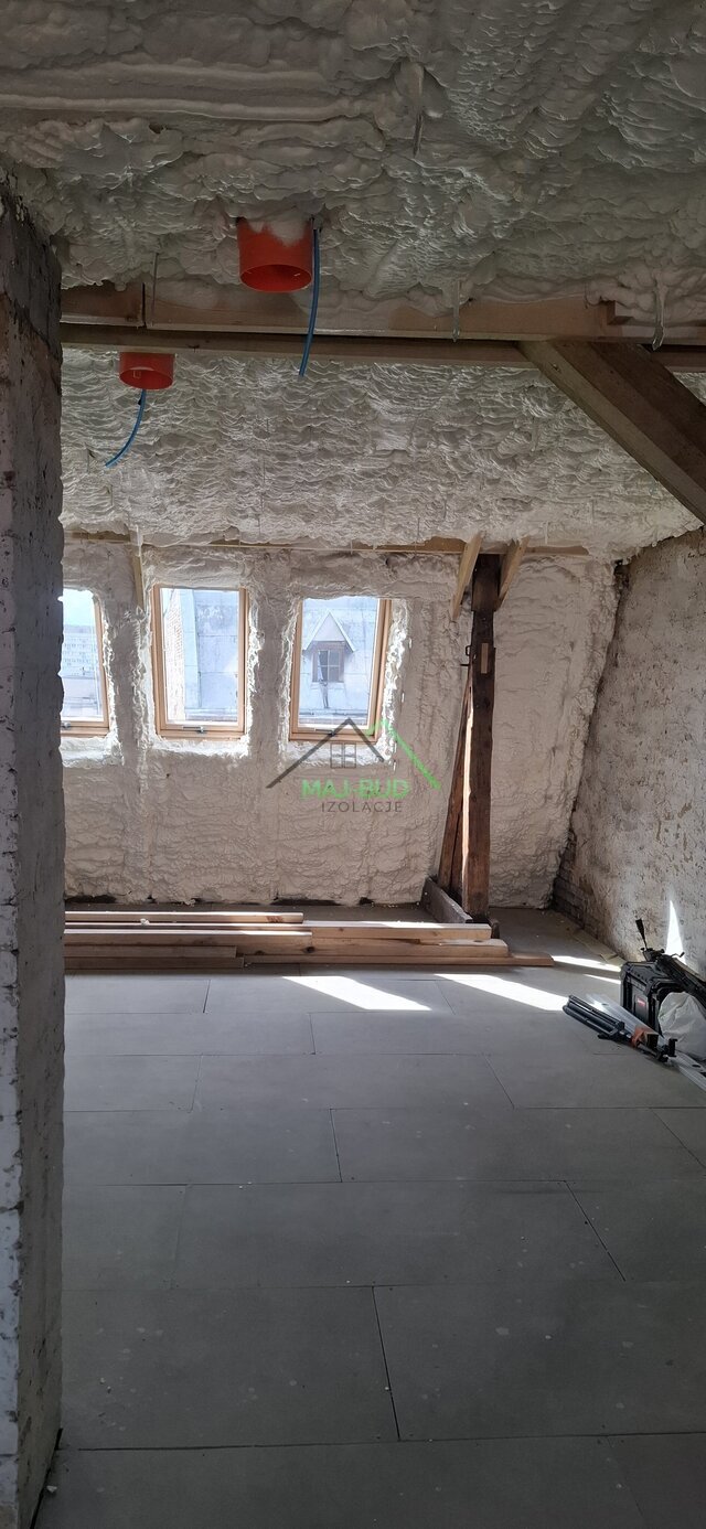 Ocieplanie pianą PUR - Dom jednorodzinny - Szczecin - ul. Chmielewskiego, Szczecin
